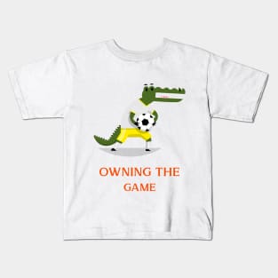 OWNING THE GAME Kids T-Shirt